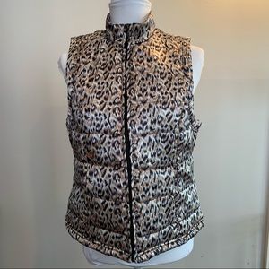 ❤️‍🔥 HP ❤️‍🔥Westbound women's sleeveless vest in animal print.  Size PS
